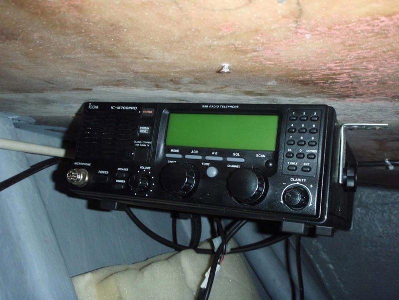 File:Icom M700Pro.jpg