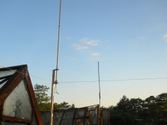 11M-CaP-Pole-Antenna-Sidelook.jpg